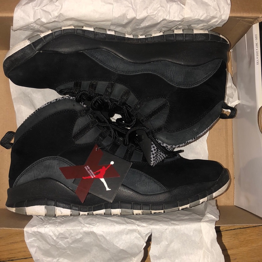 Air jordan 10 “Stealth” size 9.5